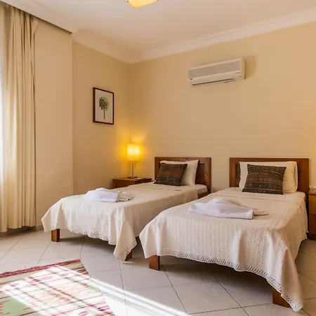 Mavi Ada * Kalkan